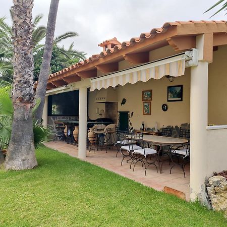 Casa Candelabro L'Alfas del Pi Buitenkant foto